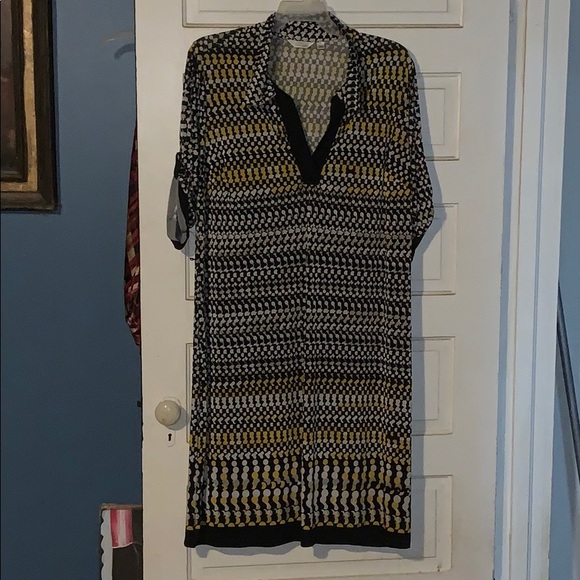 Dresses & Skirts - 3/$15 Sale -Spandex geometric pattern midi dress